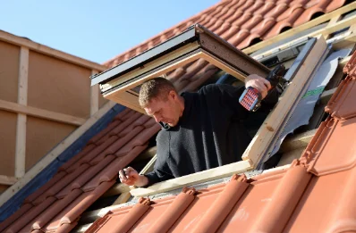 Pose de fenêtres de toit Velux à Crochte